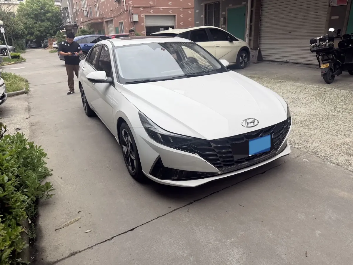2021 Hyundai Elantra 1.5L 115HP L4 CVT,autocango,china used car exporter,china ev exporter,chinese used car exporter,chinese used ev exporter