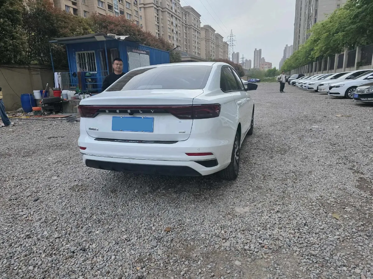 2025 Geely Emgrand 1.5L 127HP L4 CVT,autocango,china used car exporter,china ev exporter,chinese used car exporter,chinese used ev exporter