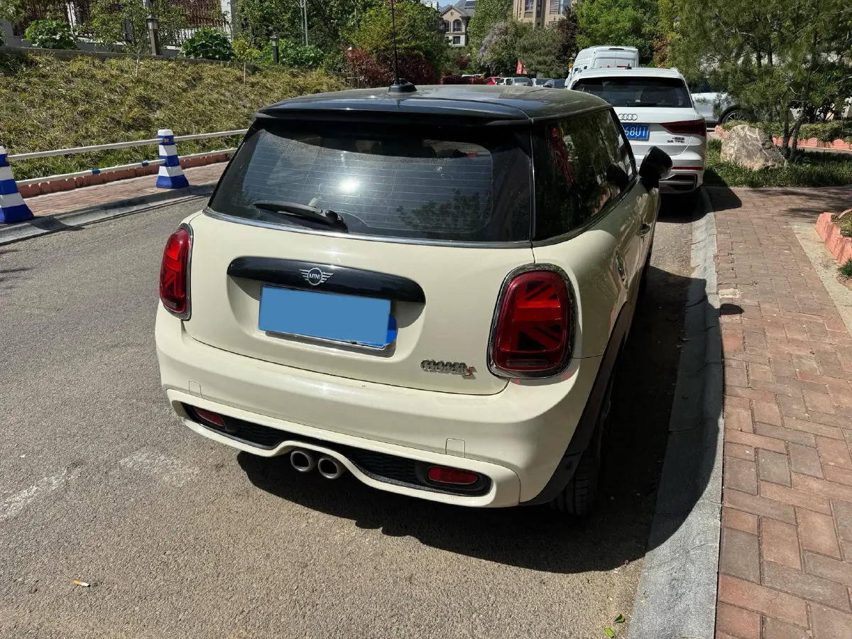 2019 MINI MINI 2.0T 192HP L4 7DCT,autocango,china used car exporter,china ev exporter,chinese used car exporter,chinese used ev exporter