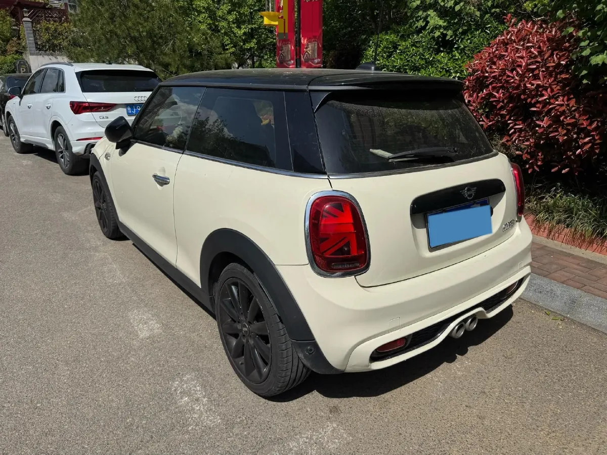 2019 MINI MINI 2.0T 192HP L4 7DCT,autocango,china used car exporter,china ev exporter,chinese used car exporter,chinese used ev exporter