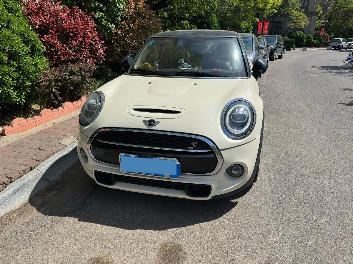2019 MINI MINI 2.0T 192HP L4 7DCT,autocango,china used car exporter,china ev exporter,chinese used car exporter,chinese used ev exporter