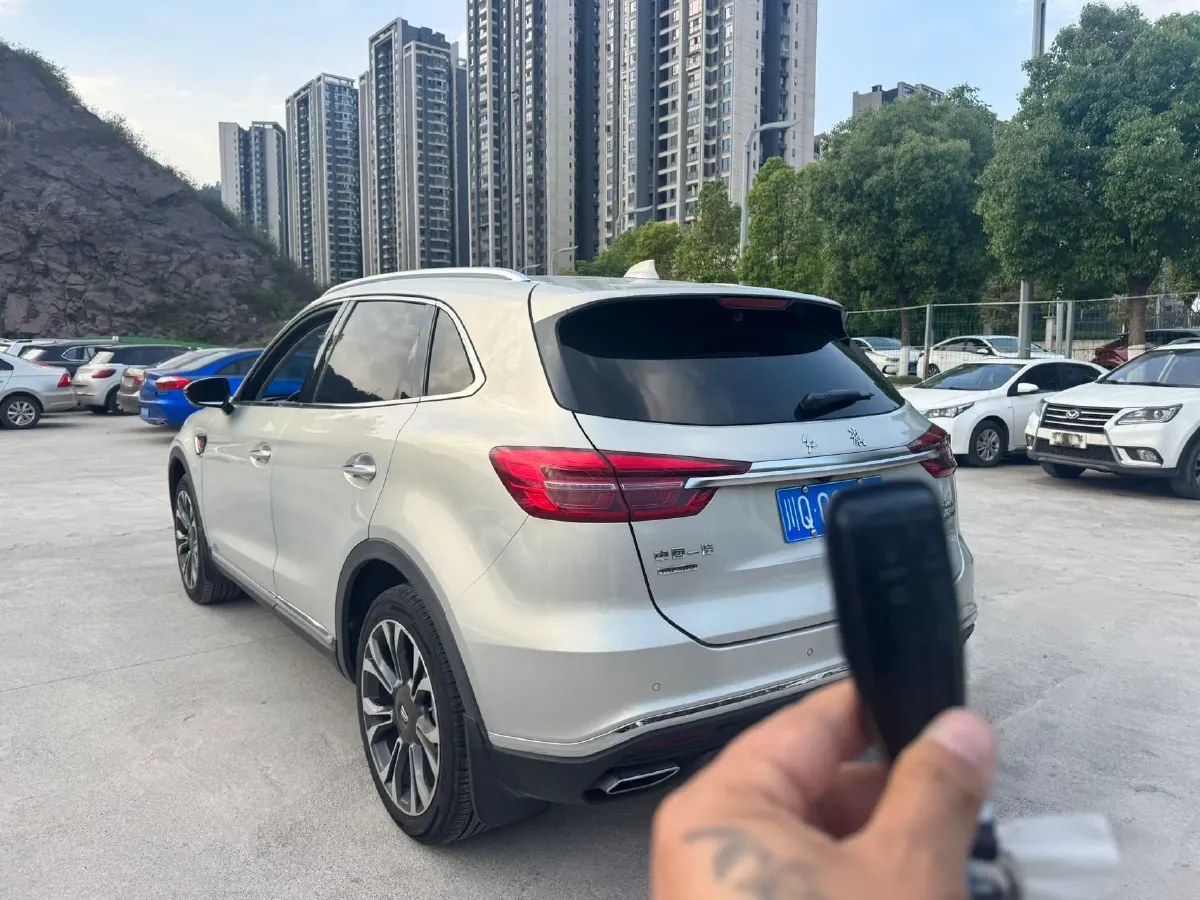 2019 HongQi HS5 2.0T 224HP L4 6AT,autocango,china used car exporter,china ev exporter,chinese used car exporter,chinese used ev exporter