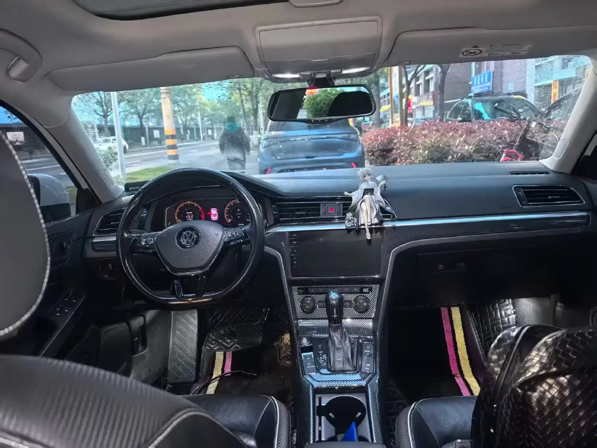 2019 Volkswagen Tayron 2.0T 186HP L4 7DCT,autocango,china used car exporter,china ev exporter,chinese used car exporter,chinese used ev exporter