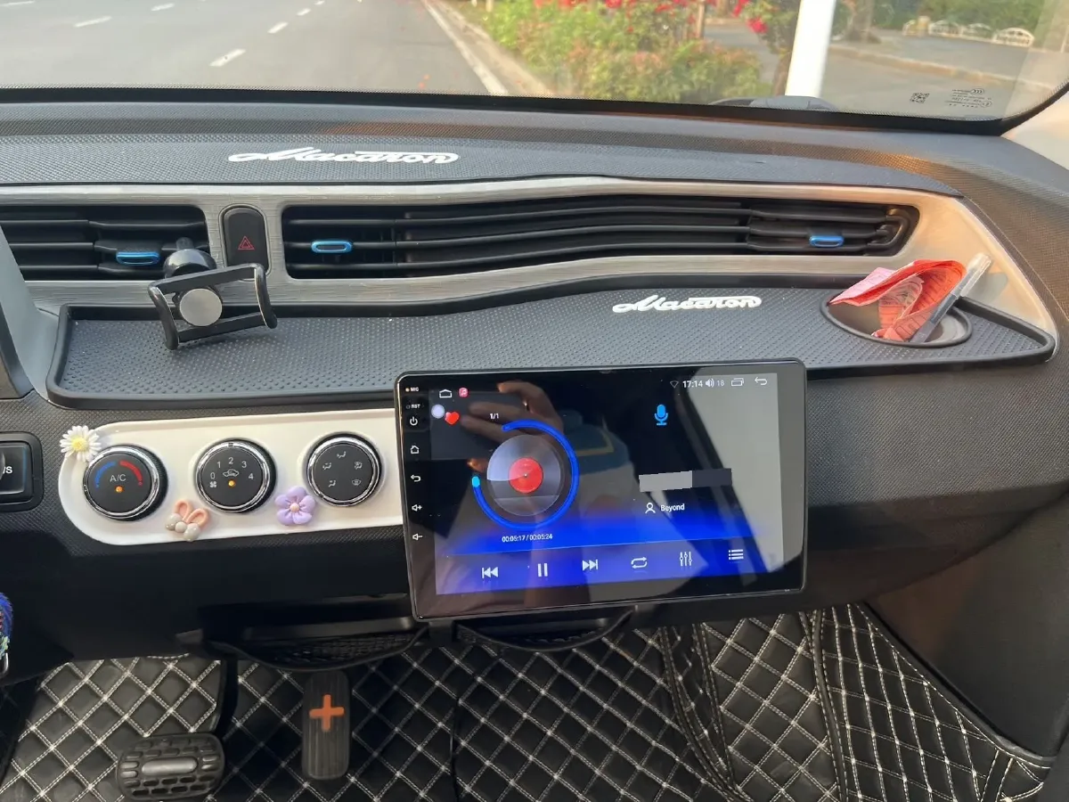 2020 WuLing HongGuang MINI EV BEV 13.8KWH,autocango,china used car exporter,china ev exporter,chinese used car exporter,chinese used ev exporter