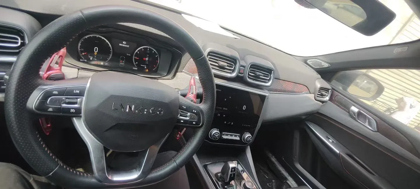 2019 LYNK&CO 01 2.0T 190HP L4 6AT,autocango,china used car exporter,china ev exporter,chinese used car exporter,chinese used ev exporter