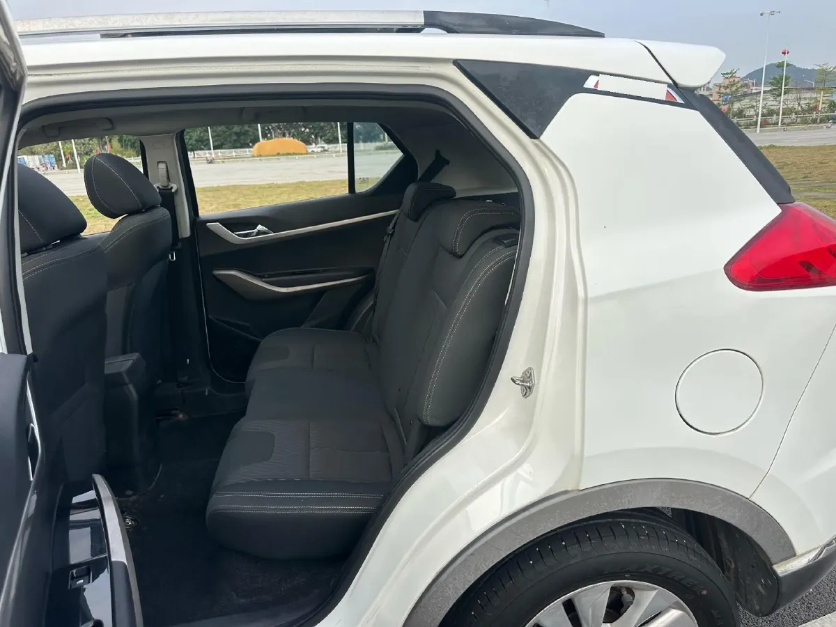 2018 HaiMa S5 Young Edition 1.6L 122HP L4 CVT,autocango,china used car exporter,china ev exporter,chinese used car exporter,chinese used ev exporter