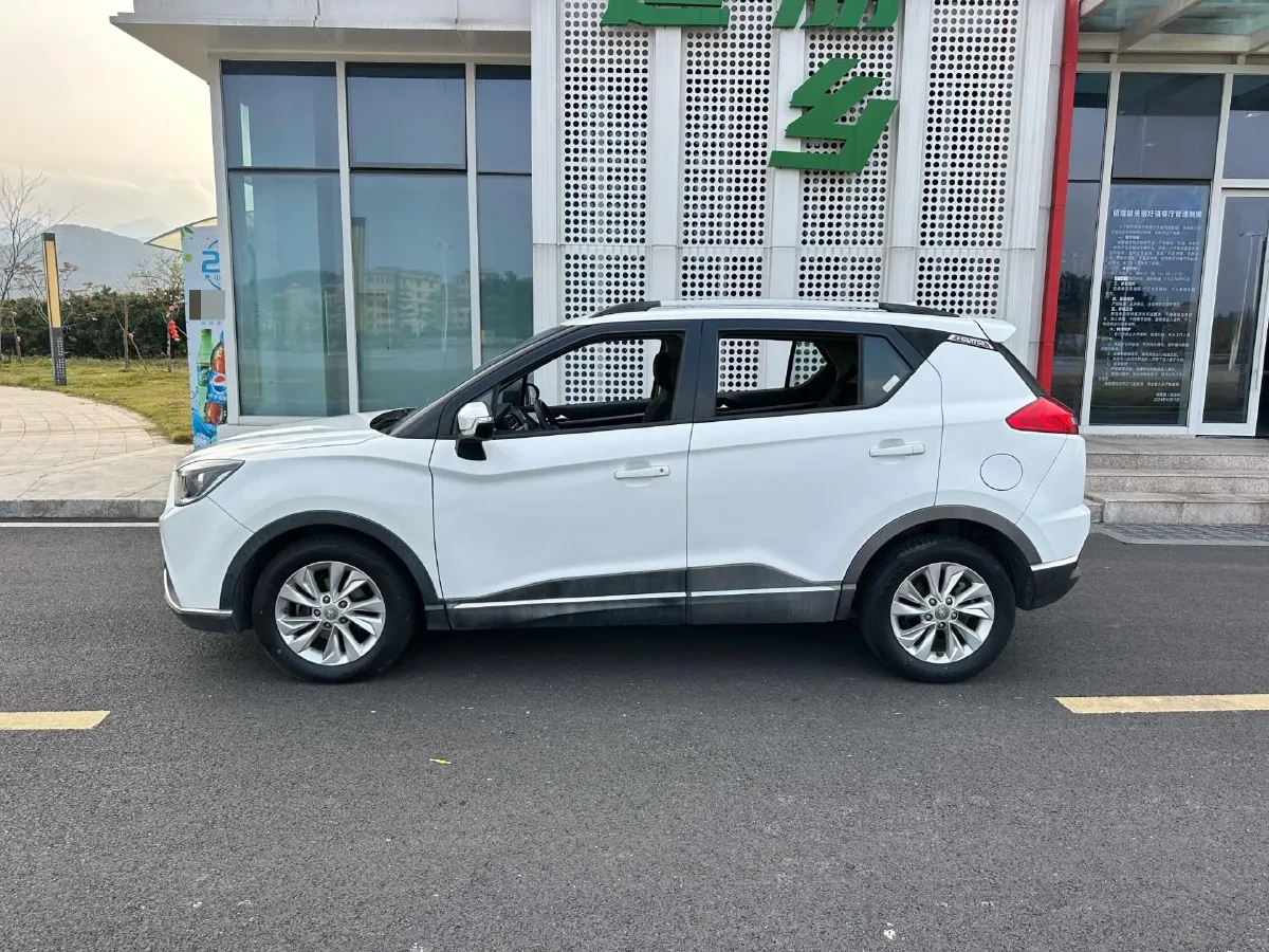 2018 HaiMa S5 Young Edition 1.6L 122HP L4 CVT,autocango,china used car exporter,china ev exporter,chinese used car exporter,chinese used ev exporter