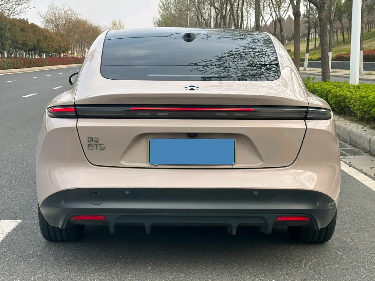 2022 JunTian HeiWuShi Youth 2.0T 203HP L4 6AT,autocango,china used car exporter,china ev exporter,chinese used car exporter,chinese used ev exporter