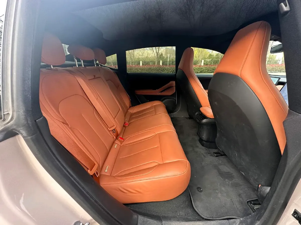 2022 JunTian HeiWuShi Youth 2.0T 203HP L4 6AT,autocango,china used car exporter,china ev exporter,chinese used car exporter,chinese used ev exporter