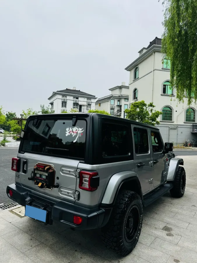 2019 Jeep Wrangler 2.0T 266HP L4 8AT,autocango,china used car exporter,china ev exporter,chinese used car exporter,chinese used ev exporter