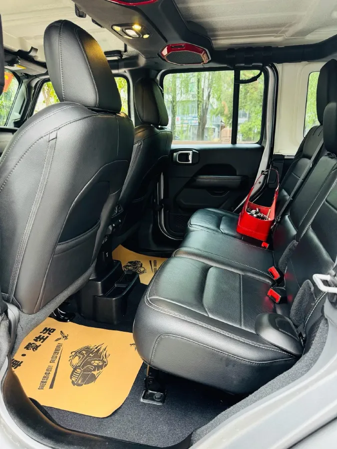 2019 Jeep Wrangler 2.0T 266HP L4 8AT,autocango,china used car exporter,china ev exporter,chinese used car exporter,chinese used ev exporter