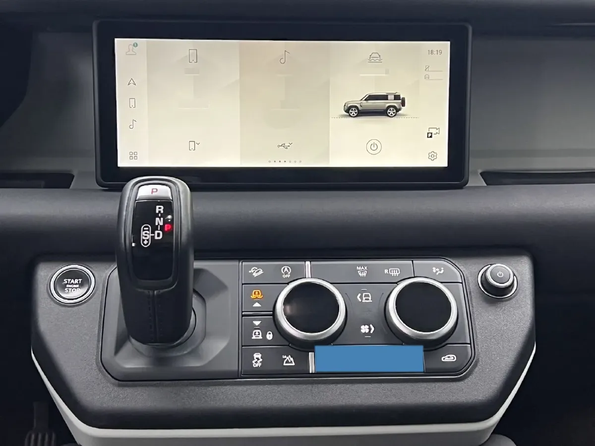 2022 Land Rover Defender 3.0T 400HP L6 8AT,autocango,china used car exporter,china ev exporter,chinese used car exporter,chinese used ev exporter