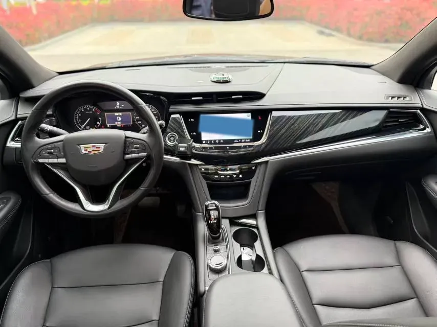 2021 Cadillac XT6 2.0T 237HP L4 9AT,autocango,china used car exporter,china ev exporter,chinese used car exporter,chinese used ev exporter