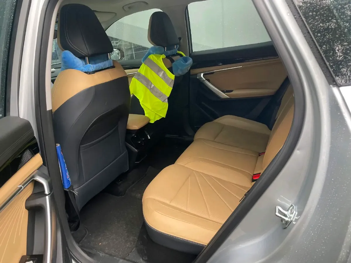 2023 Geely StarRay 1.5T 181HP L4 7DCT,autocango,china used car exporter,china ev exporter,chinese used car exporter,chinese used ev exporter