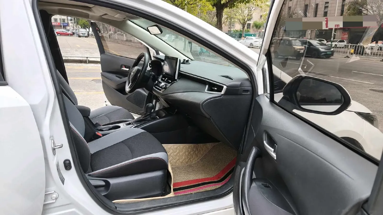 2021 Toyota Corolla 1.2T 116HP L4 CVT,autocango,china used car exporter,china ev exporter,chinese used car exporter,chinese used ev exporter