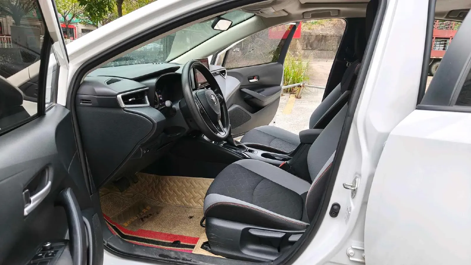 2021 Toyota Corolla 1.2T 116HP L4 CVT,autocango,china used car exporter,china ev exporter,chinese used car exporter,chinese used ev exporter