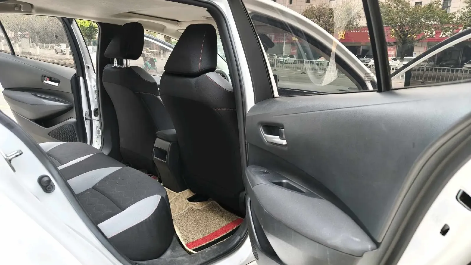 2021 Toyota Corolla 1.2T 116HP L4 CVT,autocango,china used car exporter,china ev exporter,chinese used car exporter,chinese used ev exporter