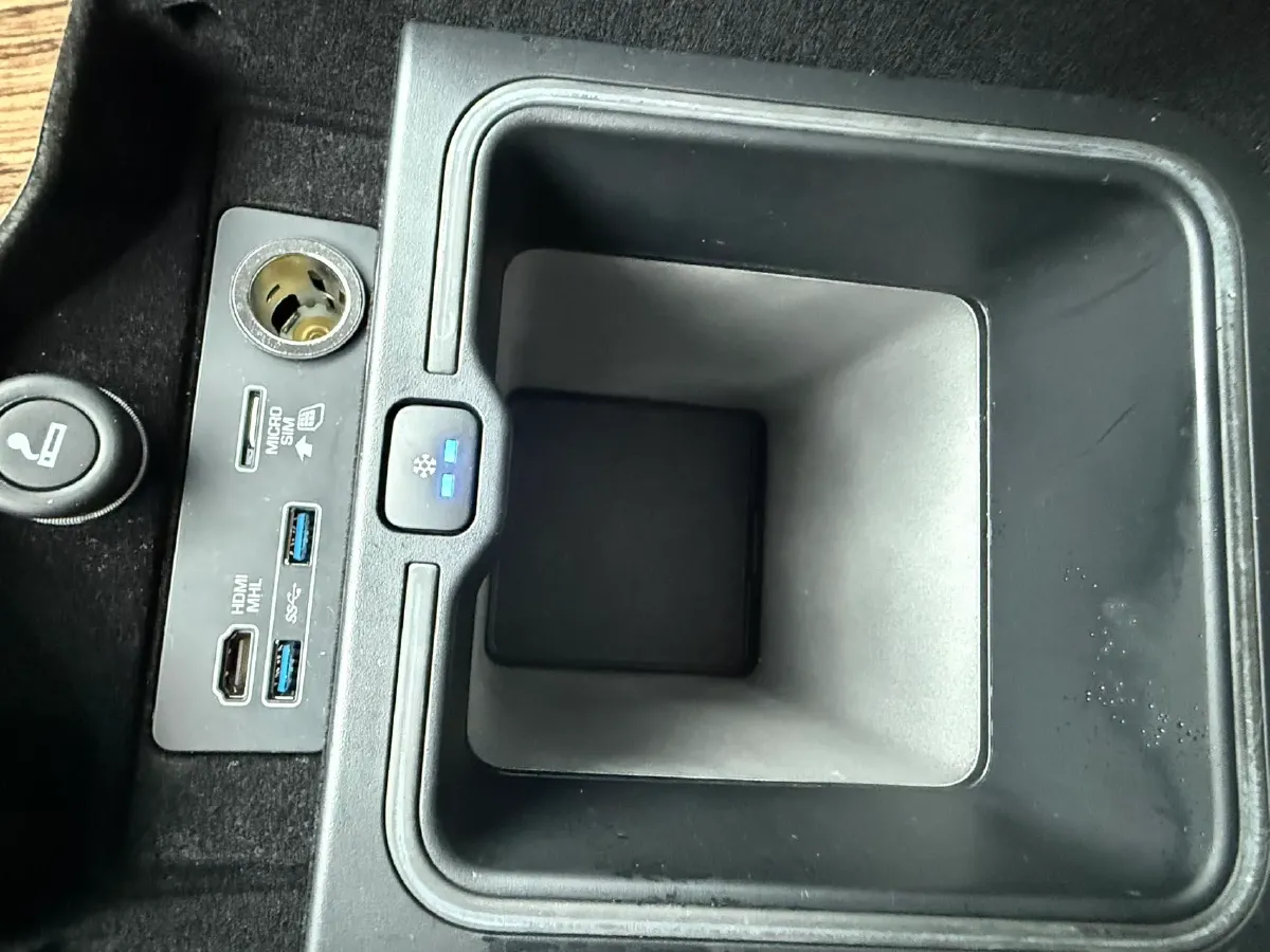 2018 Land Rover Range Rover 3.0T 381HP V6 8AT,autocango,china used car exporter,china ev exporter,chinese used car exporter,chinese used ev exporter