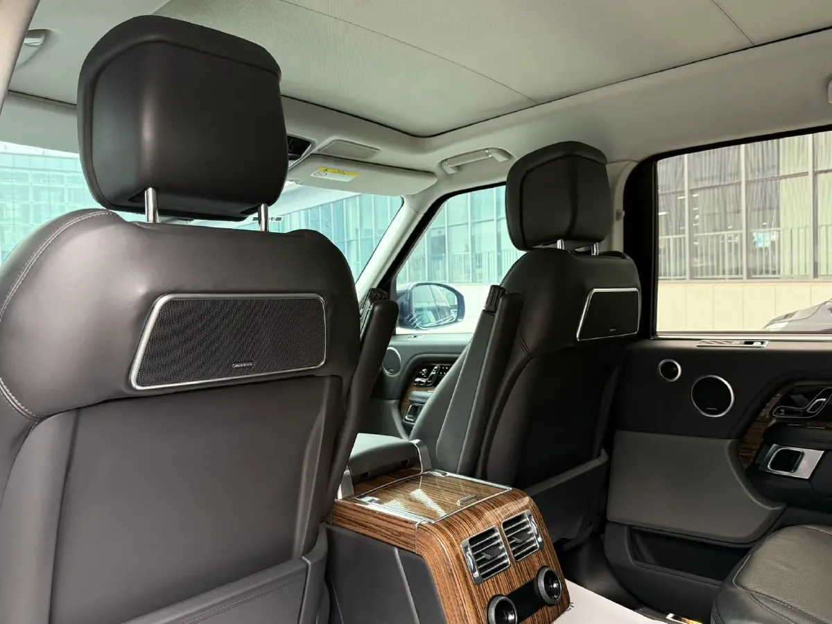 2018 Land Rover Range Rover 3.0T 381HP V6 8AT,autocango,china used car exporter,china ev exporter,chinese used car exporter,chinese used ev exporter