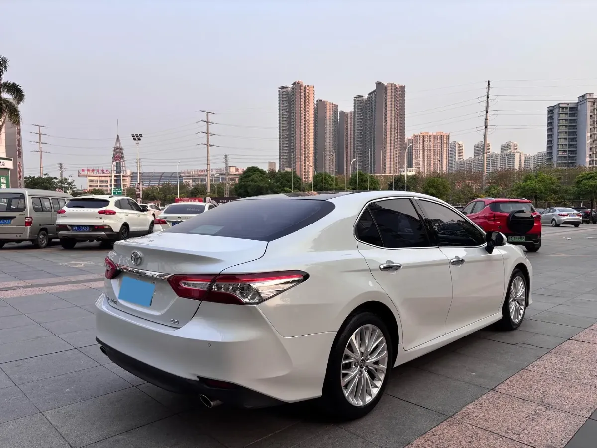 2019 Toyota Camry 2.5L 209HP L4 8AT,autocango,china used car exporter,china ev exporter,chinese used car exporter,chinese used ev exporter