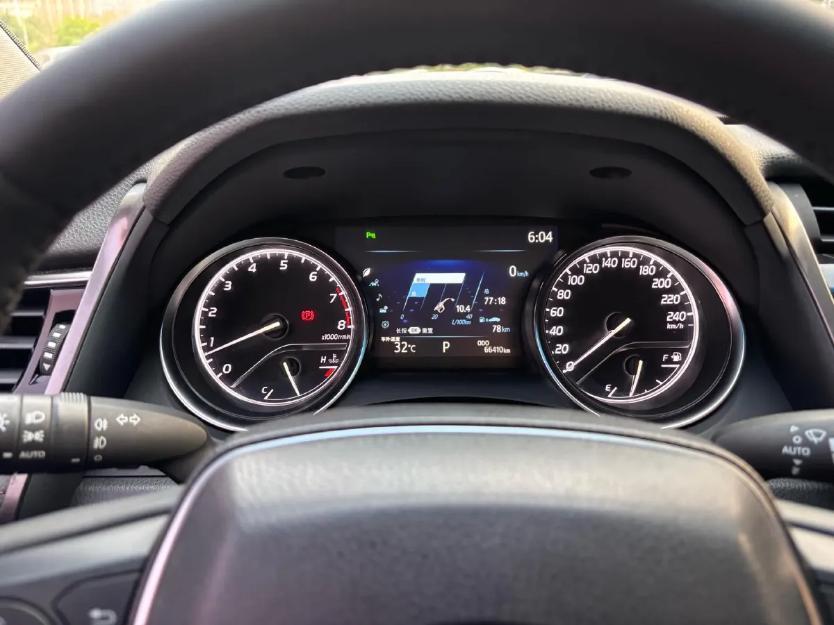 2019 Toyota Camry 2.5L 209HP L4 8AT,autocango,china used car exporter,china ev exporter,chinese used car exporter,chinese used ev exporter