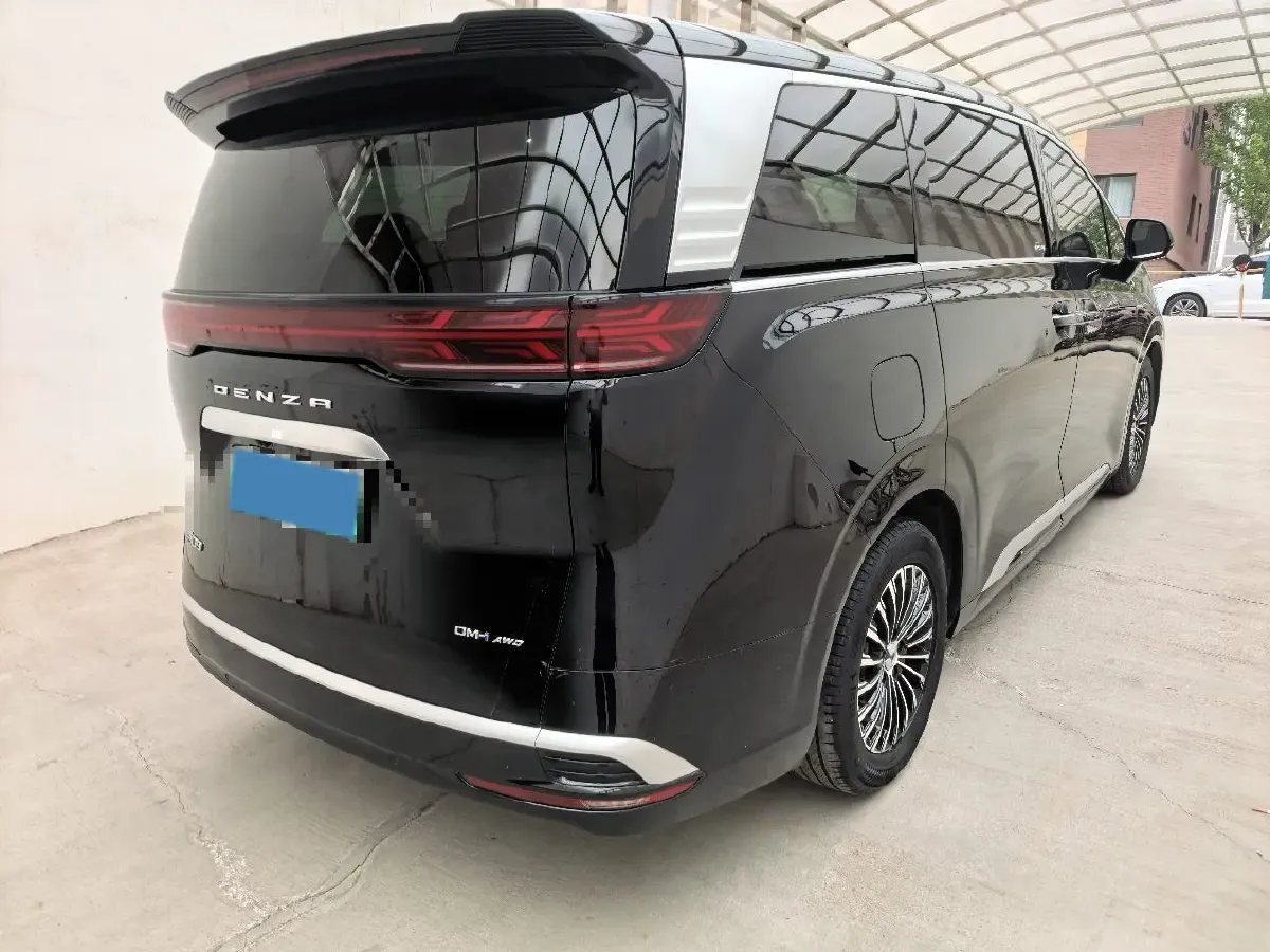 2024 Denza D9 1.5T 139HP L4 E-CVT PHEV 40KWH,autocango,china used car exporter,china ev exporter,chinese used car exporter,chinese used ev exporter