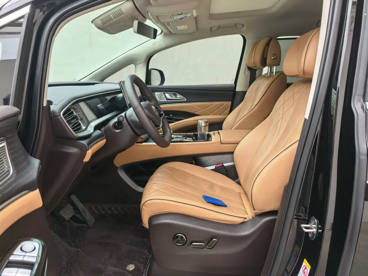 2024 Denza D9 1.5T 139HP L4 E-CVT PHEV 40KWH,autocango,china used car exporter,china ev exporter,chinese used car exporter,chinese used ev exporter