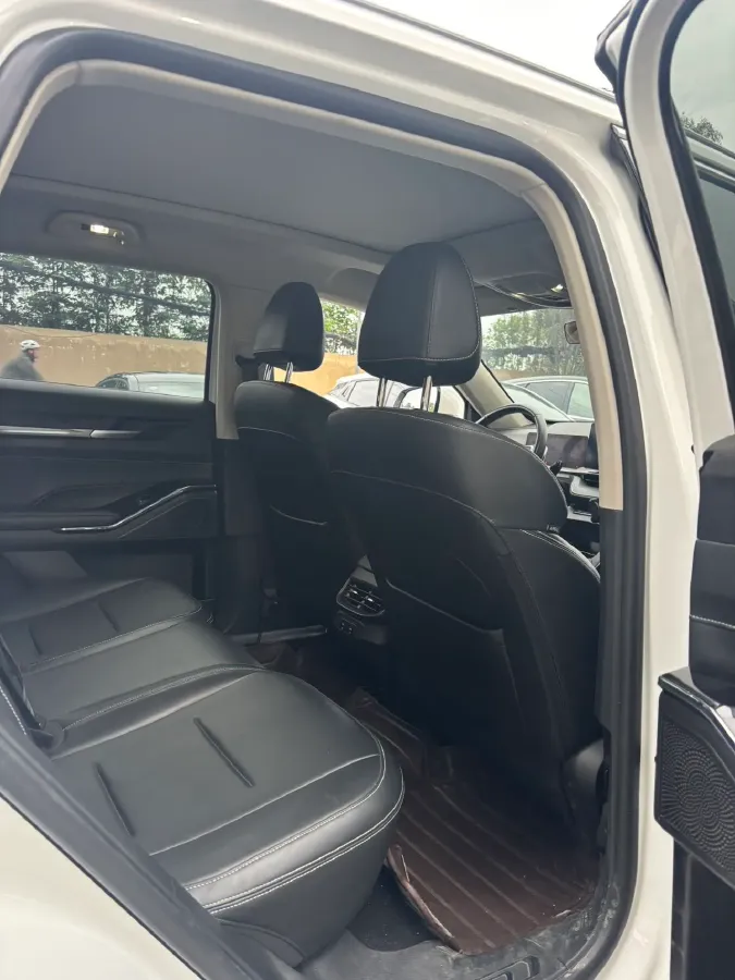 2021 Haval H6 2.0T 211HP L4 7DCT,autocango,china used car exporter,china ev exporter,chinese used car exporter,chinese used ev exporter