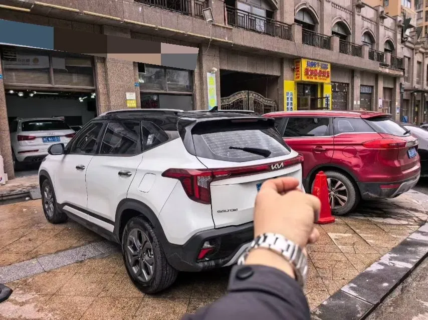 2023 Kia Seltos 1.5L 115HP L4 CVT,autocango,china used car exporter,china ev exporter,chinese used car exporter,chinese used ev exporter