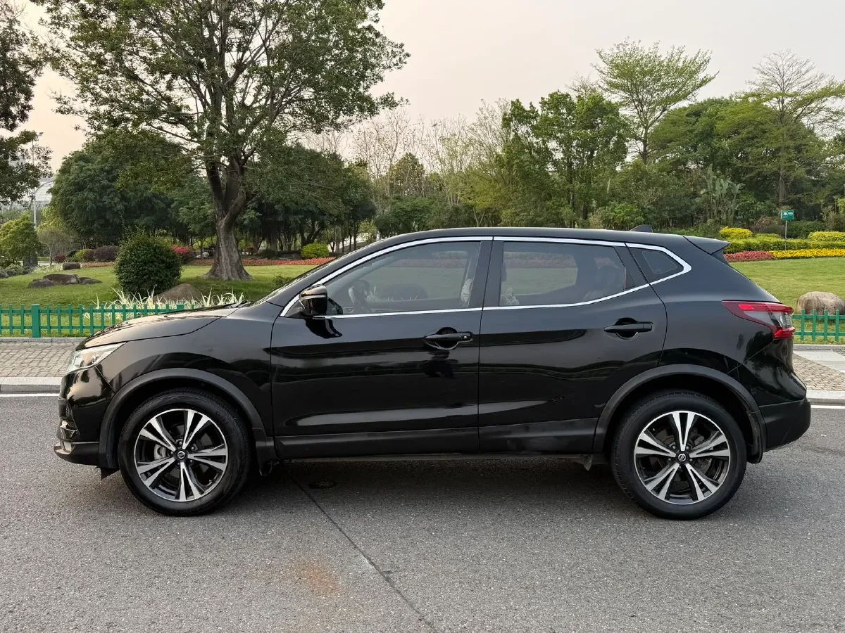 2021 Nissan Qashqai 2.0L 151HP L4 CVT,autocango,china used car exporter,china ev exporter,chinese used car exporter,chinese used ev exporter