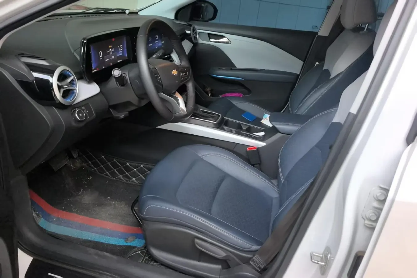 2024 Chevrolet Monza 1.5L 113HP L4 6DCT,autocango,china used car exporter,china ev exporter,chinese used car exporter,chinese used ev exporter