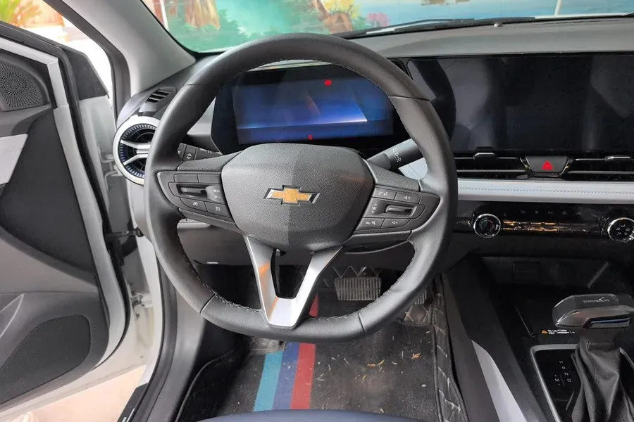 2024 Chevrolet Monza 1.5L 113HP L4 6DCT,autocango,china used car exporter,china ev exporter,chinese used car exporter,chinese used ev exporter