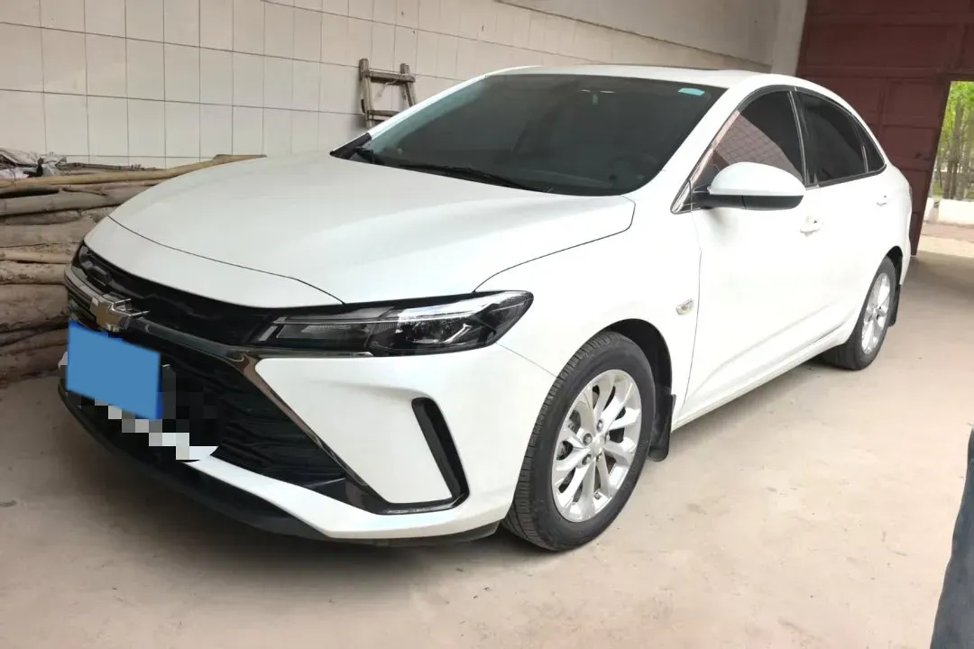 2024 Chevrolet Monza 1.5L 113HP L4 6DCT,autocango,china used car exporter,china ev exporter,chinese used car exporter,chinese used ev exporter