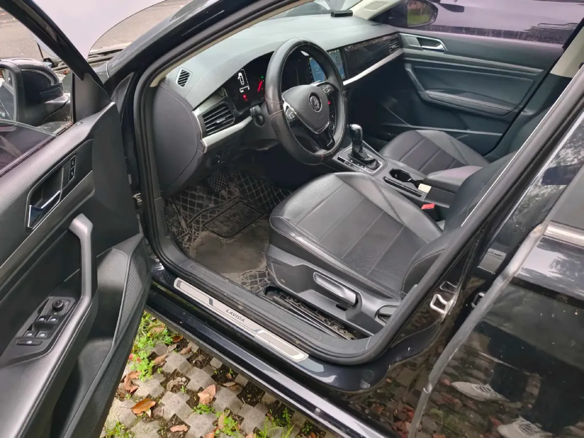 2018 Volkswagen Lavida 1.2T 116HP L4 7DCT,autocango,china used car exporter,china ev exporter,chinese used car exporter,chinese used ev exporter