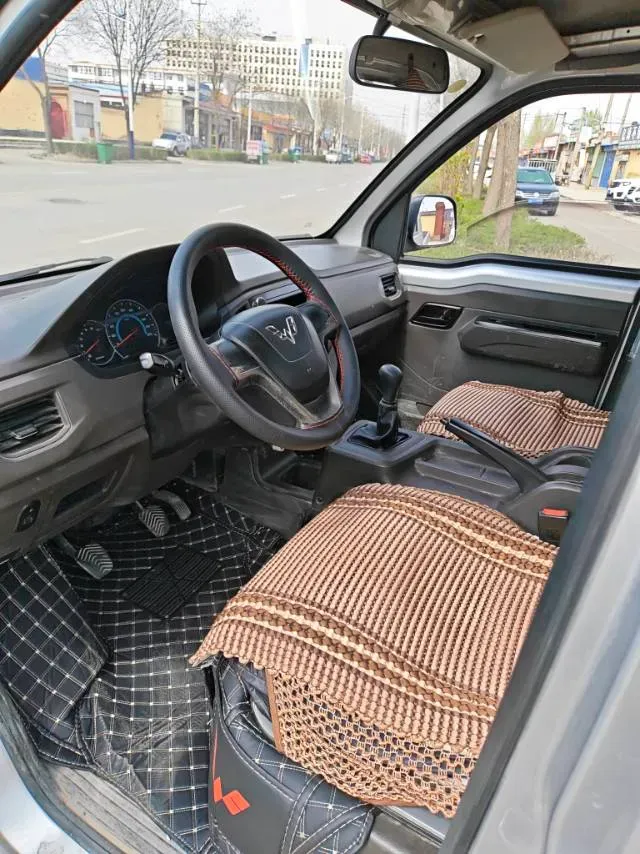 2021 WuLing RongGuang New Truck Special 1.8L 125HP L4 5MT,autocango,china used car exporter,china ev exporter,chinese used car exporter,chinese used ev exporter