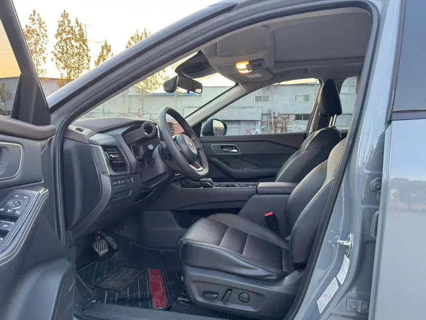 2021 Nissan X-Trail 1.5T 204HP L3 CVT,autocango,china used car exporter,china ev exporter,chinese used car exporter,chinese used ev exporter