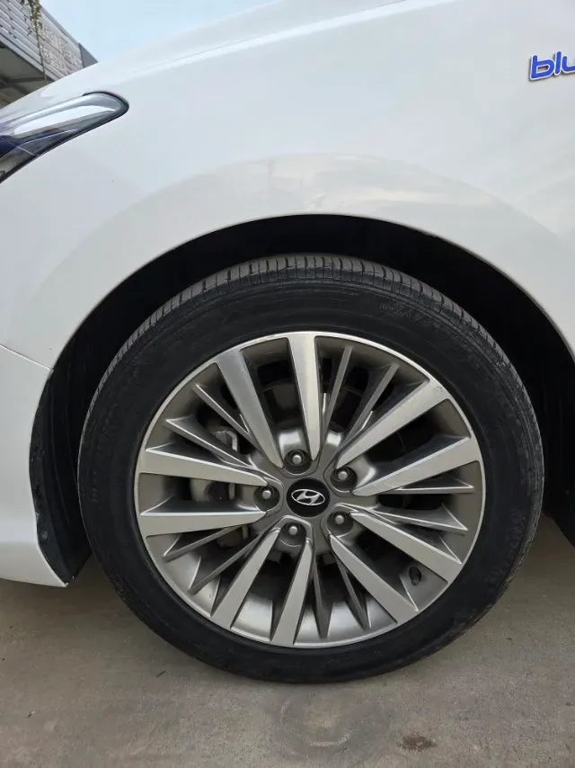 2017 Hyundai Mistra 1.6T 175HP L4 7DCT,autocango,china used car exporter,china ev exporter,chinese used car exporter,chinese used ev exporter