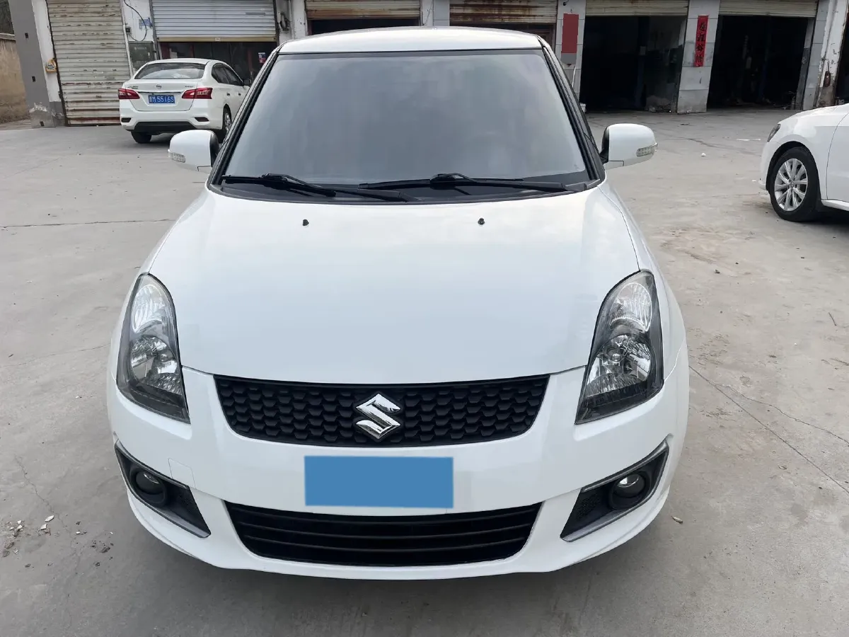 2015 LiFan 720 1.8L 133HP L4 CVT,autocango,china used car exporter,china ev exporter,chinese used car exporter,chinese used ev exporter