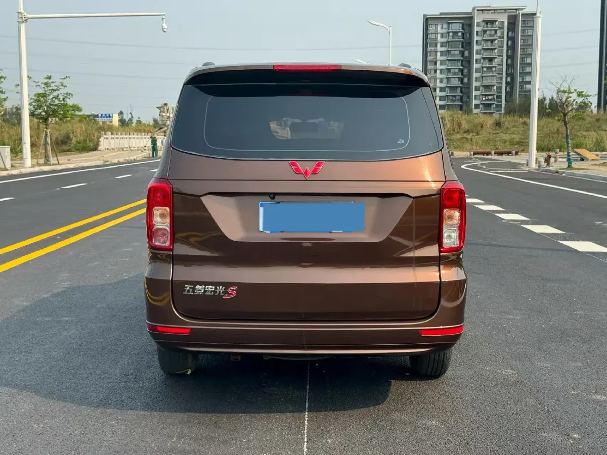 2019 WuLing HongGuang 1.5L 105HP L4 5MT,autocango,china used car exporter,china ev exporter,chinese used car exporter,chinese used ev exporter