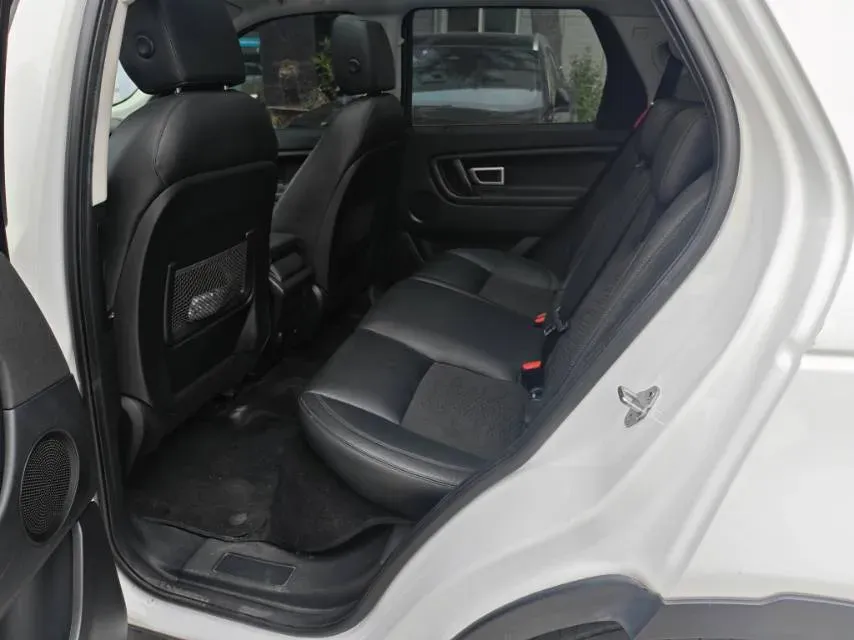 2019 Land Rover Discovery Sport 2.0T 241HP L4 9AT,autocango,china used car exporter,china ev exporter,chinese used car exporter,chinese used ev exporter