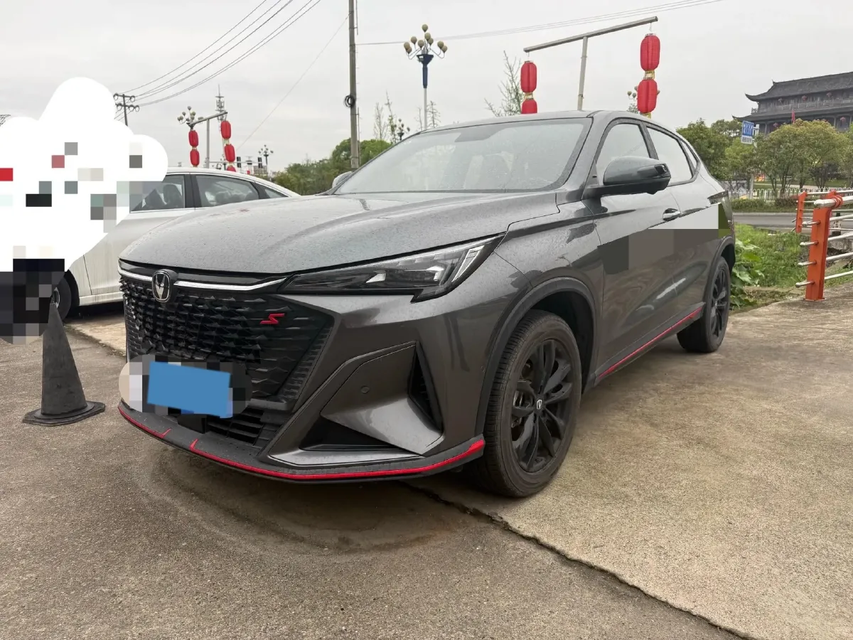 2024 ChangAn X5 PLUS 1.5T 188HP L4 7DCT,autocango,china used car exporter,china ev exporter,chinese used car exporter,chinese used ev exporter