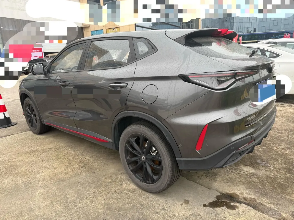 2024 ChangAn X5 PLUS 1.5T 188HP L4 7DCT,autocango,china used car exporter,china ev exporter,chinese used car exporter,chinese used ev exporter