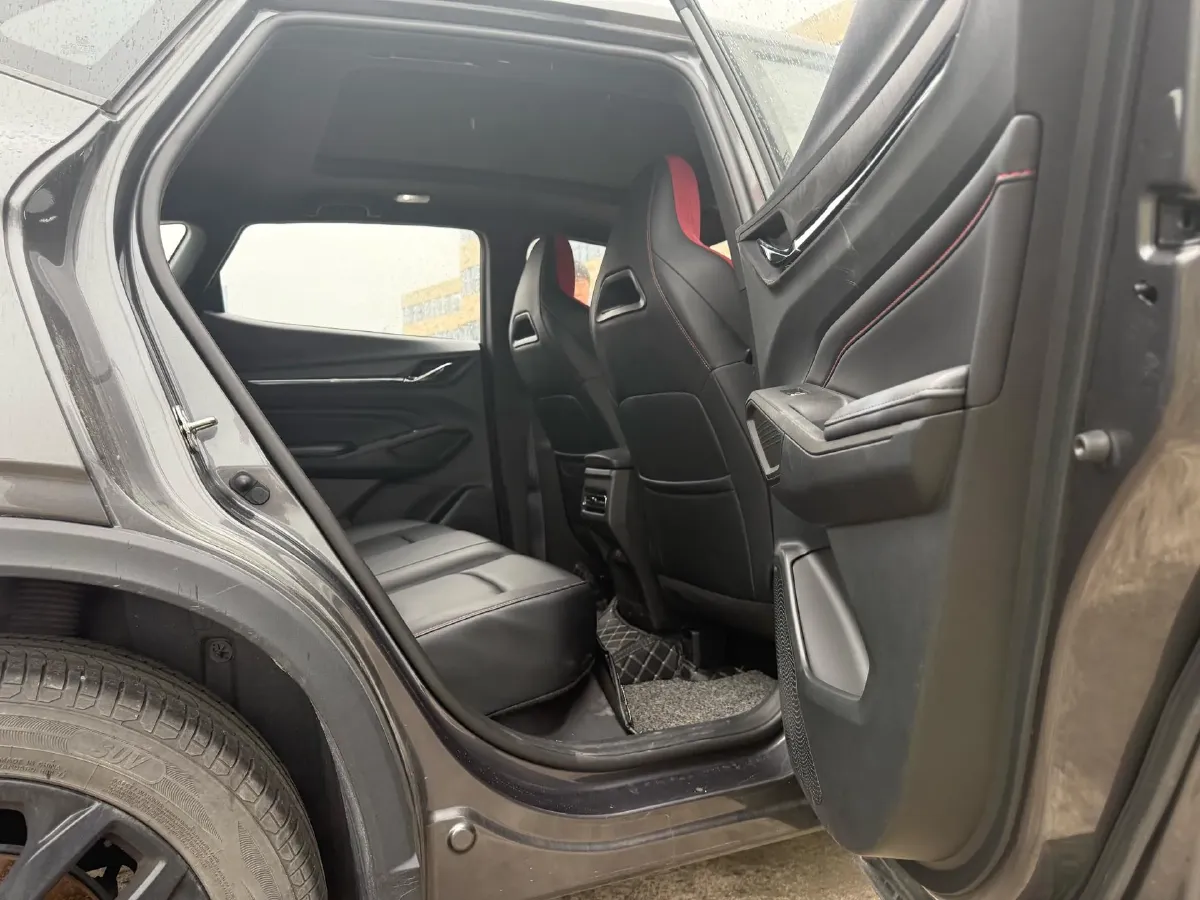 2024 ChangAn X5 PLUS 1.5T 188HP L4 7DCT,autocango,china used car exporter,china ev exporter,chinese used car exporter,chinese used ev exporter