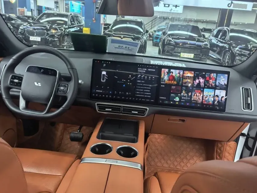 2023 Li L7 Range Extended 154HP REEV 40.9KWH,autocango,china used car exporter,china ev exporter,chinese used car exporter,chinese used ev exporter