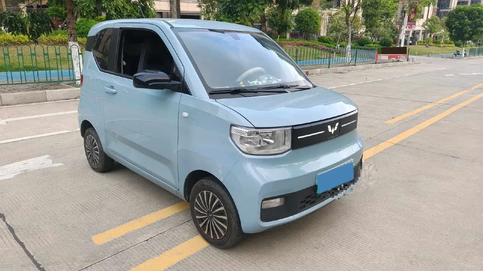 2020 WuLing HongGuang MINI EV BEV 13.8KWH,autocango,china used car exporter,china ev exporter,chinese used car exporter,chinese used ev exporter