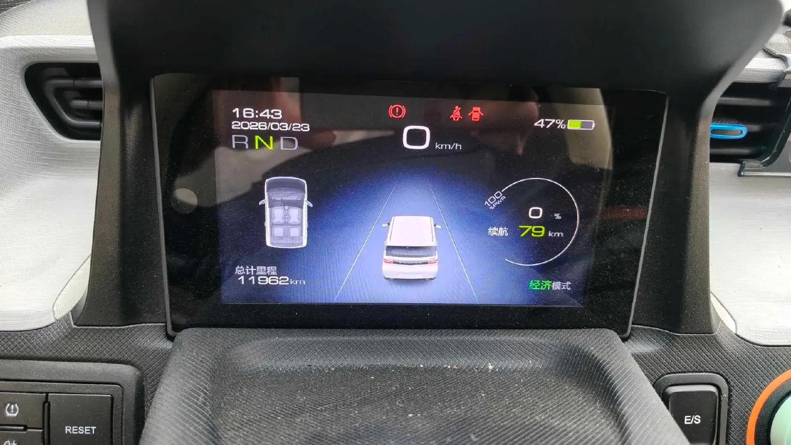 2020 WuLing HongGuang MINI EV BEV 13.8KWH,autocango,china used car exporter,china ev exporter,chinese used car exporter,chinese used ev exporter