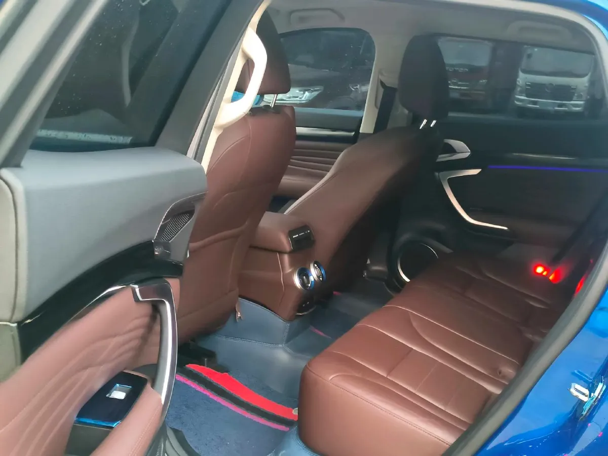 2018 WEY P8 2.0T 234HP L4 6DCT PHEV 12.96KWH,autocango,china used car exporter,china ev exporter,chinese used car exporter,chinese used ev exporter