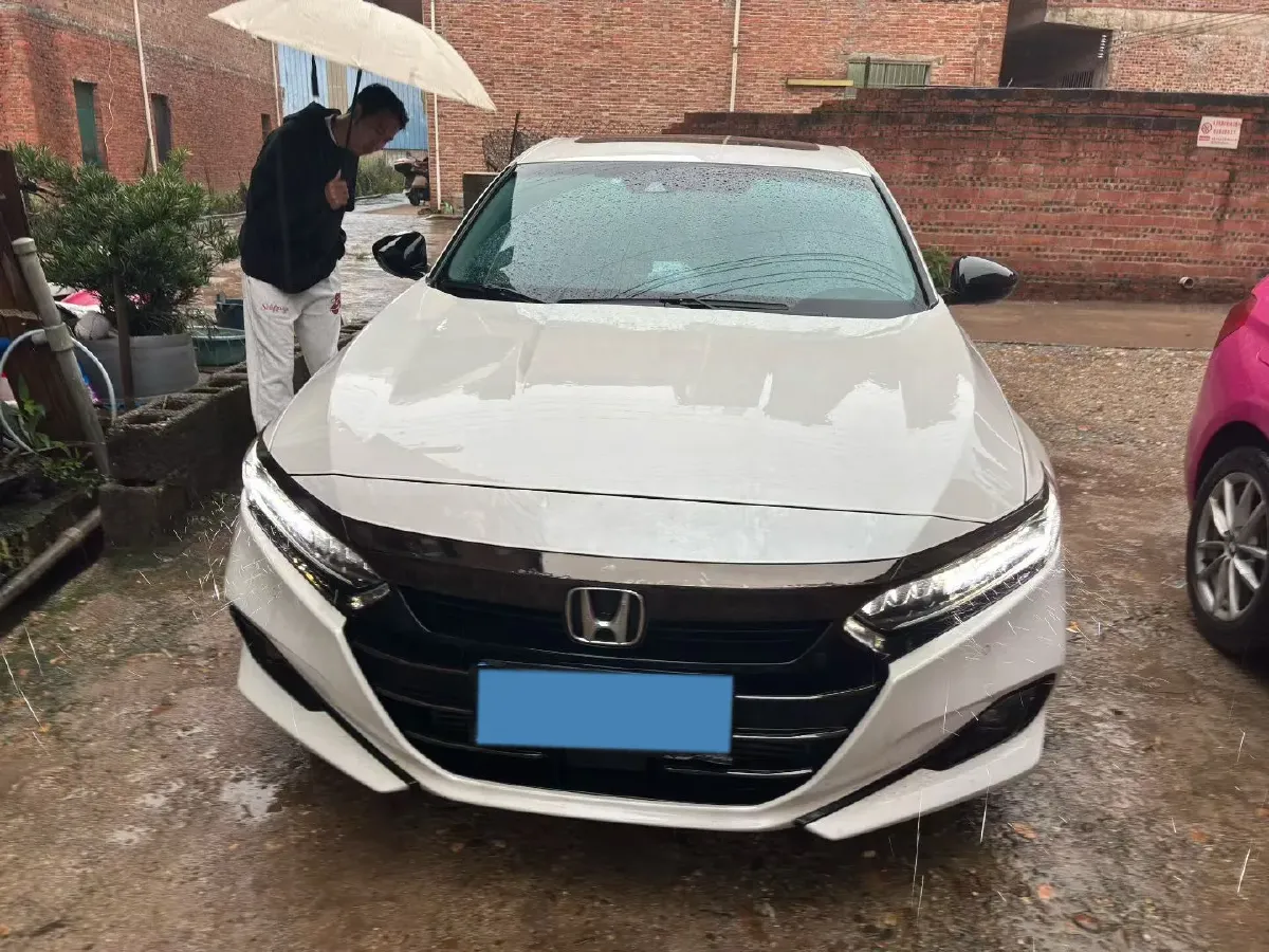 2022 Honda Accord 1.5T 194HP L4 CVT,autocango,china used car exporter,china ev exporter,chinese used car exporter,chinese used ev exporter
