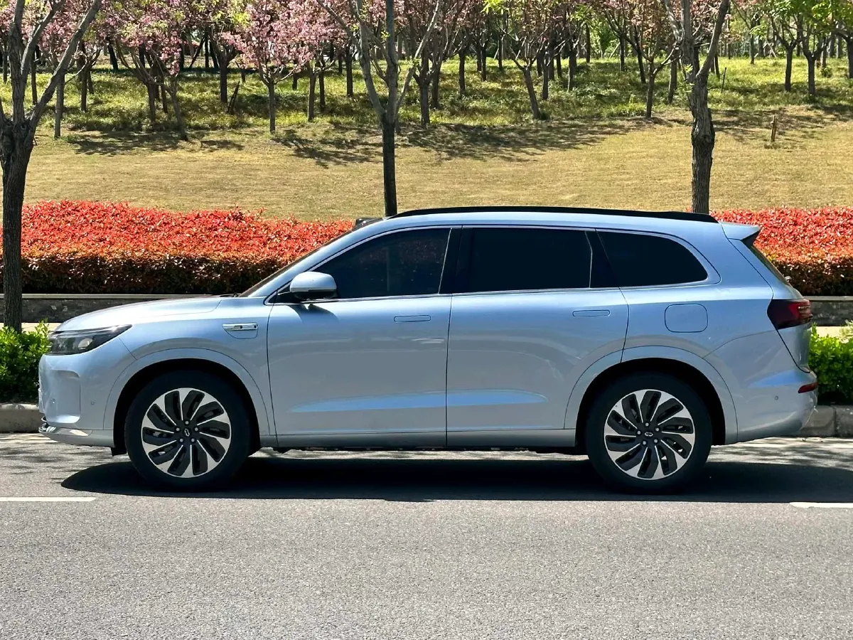 2024 AITO AITO M7 1.5T 152HP L4 REEV 40KWH,autocango,china used car exporter,china ev exporter,chinese used car exporter,chinese used ev exporter