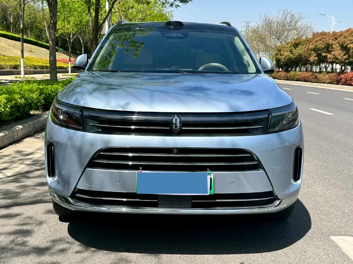 2024 AITO AITO M7 1.5T 152HP L4 REEV 40KWH,autocango,china used car exporter,china ev exporter,chinese used car exporter,chinese used ev exporter
